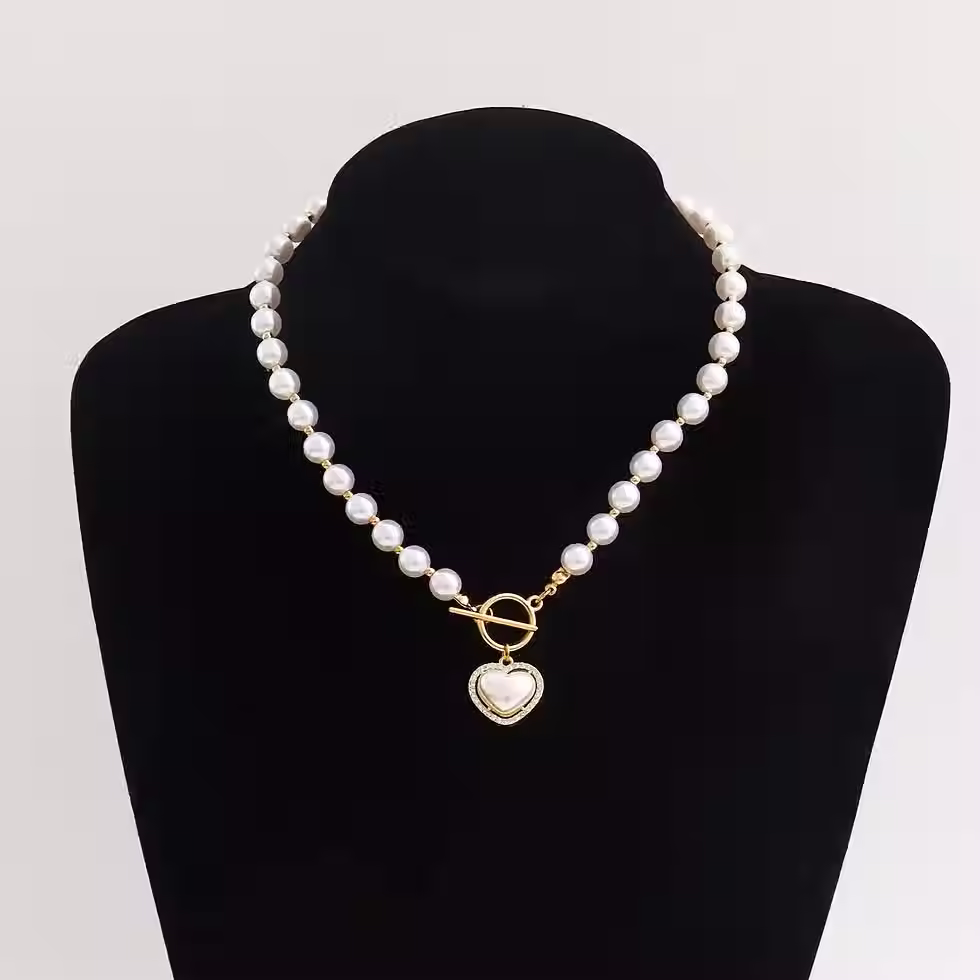 Thumbnail: Pearl Heart Necklace
