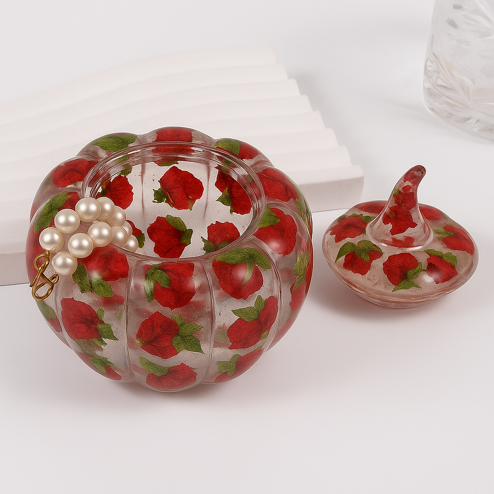 Thumbnail: Resin workshop project featuring cat-shaped and bat-shaped coasters