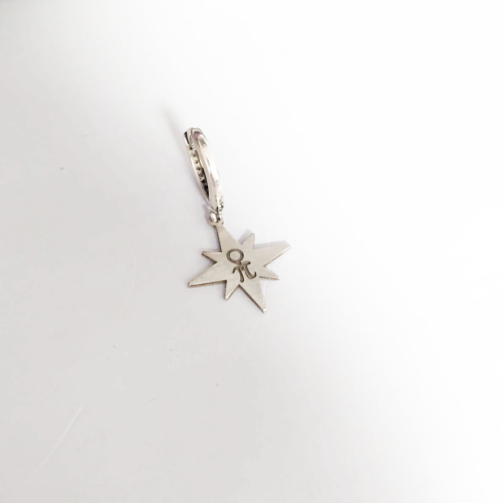 925 Ayar Gümüş Bilim Kızı Yıldız PiGirl Halka Tek Küpe