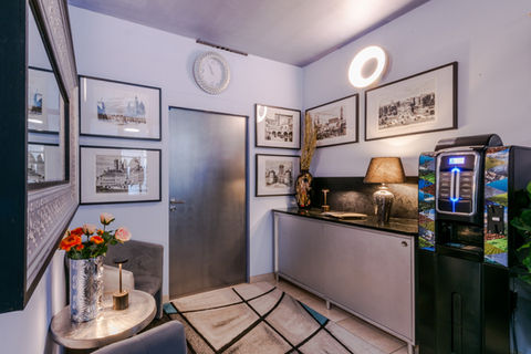 Snackautomaten, Hotel Rivoli München, 24 Stunden in Betrieb