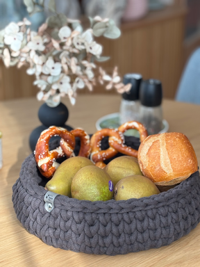 Häkelkorb als Brotkorb