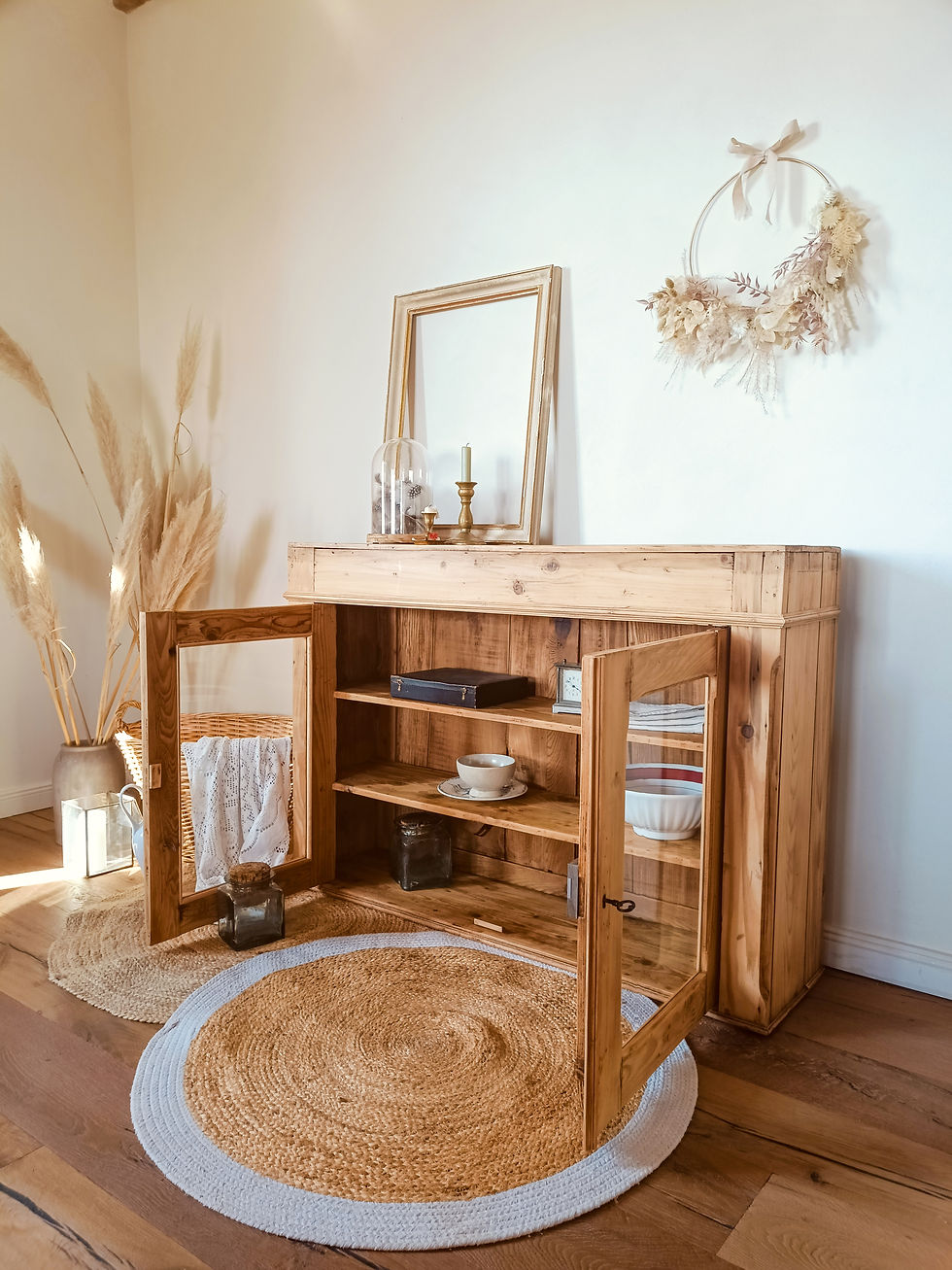 Miniature : ° Margaux ° la vitrine ancienne 