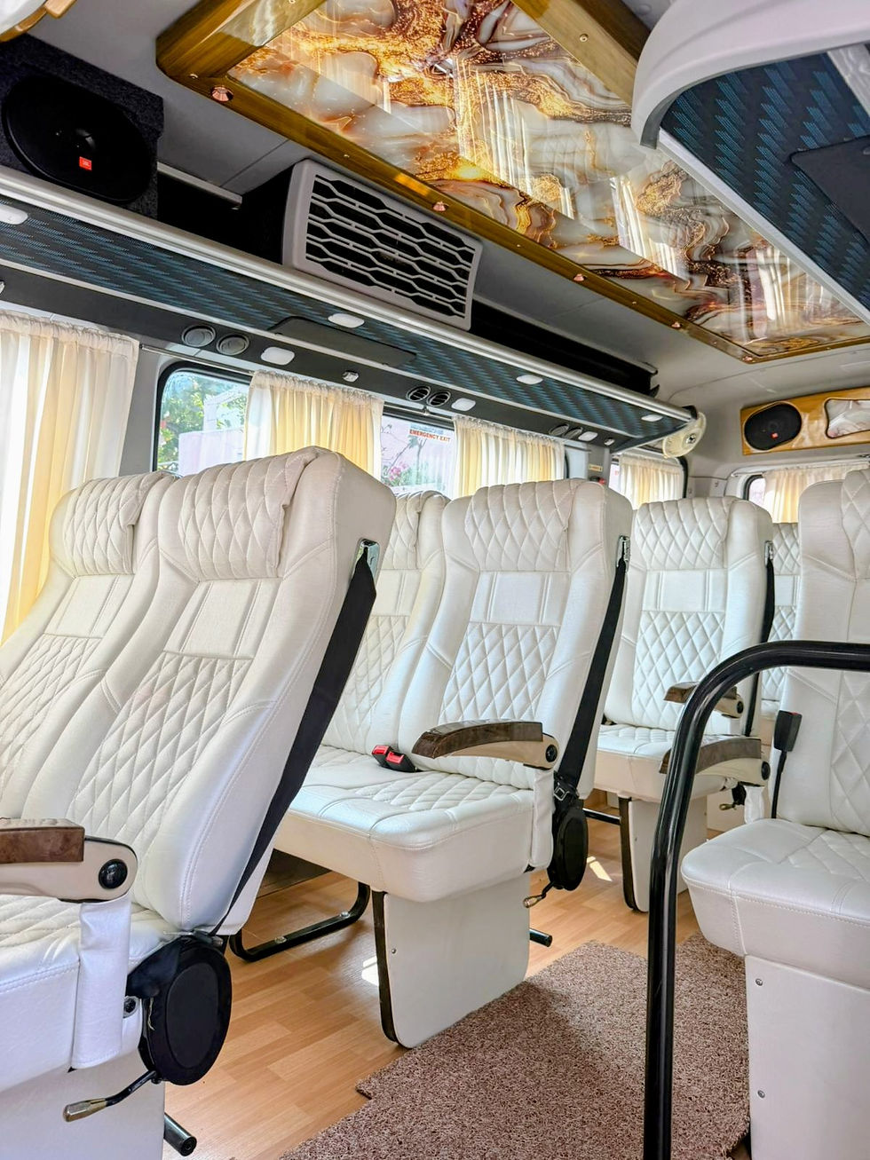 Urbania 12 seater rental Chennai for airport pickup