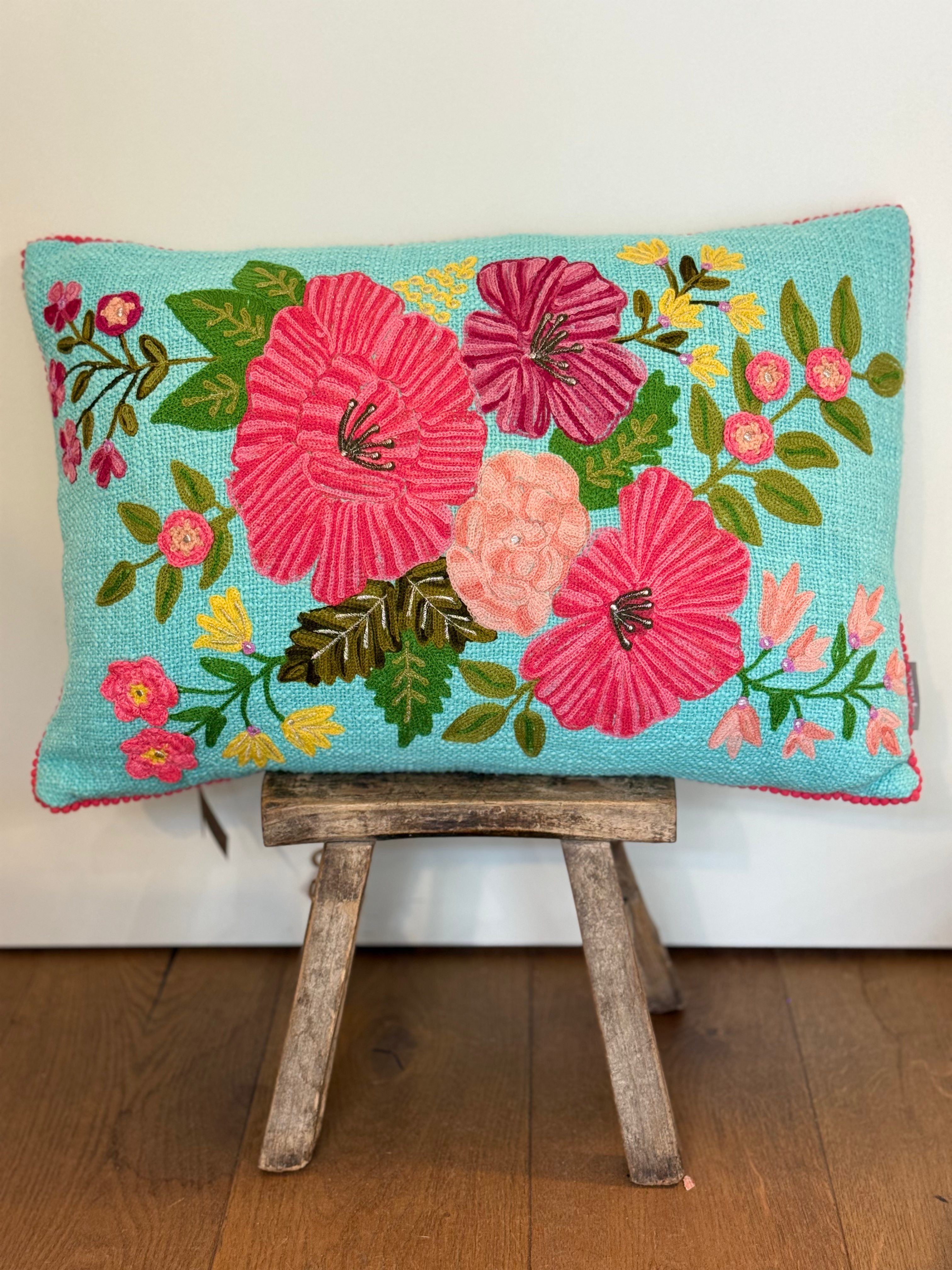 Turquoise Flowers Kissen