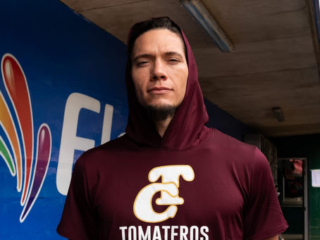DEBUTA O'BRIEN CON TOMATEROS