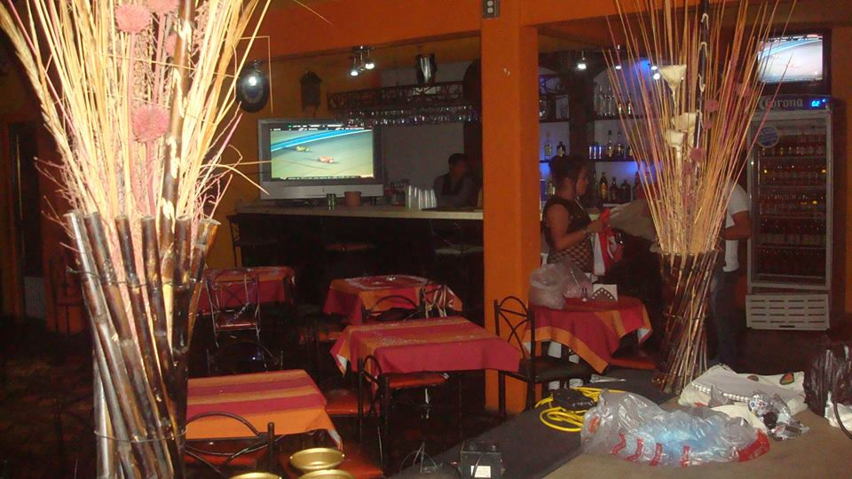 SERVICIO DE BAR TODOS LOS DIAS