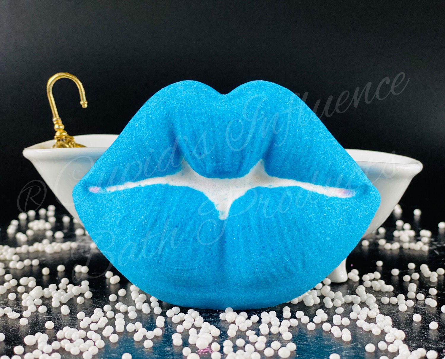 CANDY Heaven KISS Bath Bomb BLUE