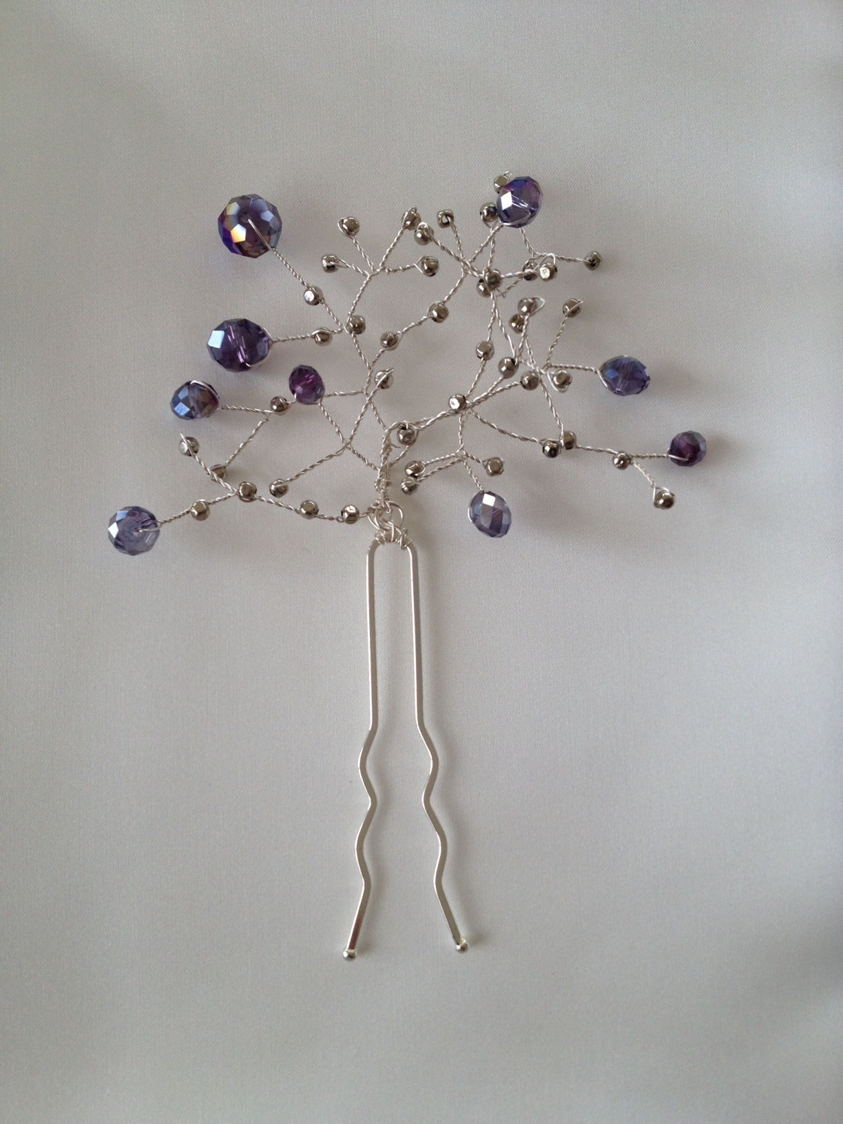 Bridal x1 purple rondelle and silver plated bead hair accessory.