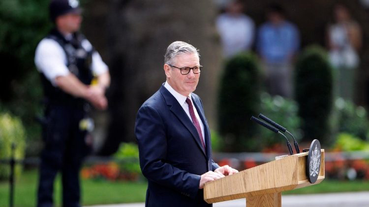 Why Does the UK Keep Losing Prime Ministers? 