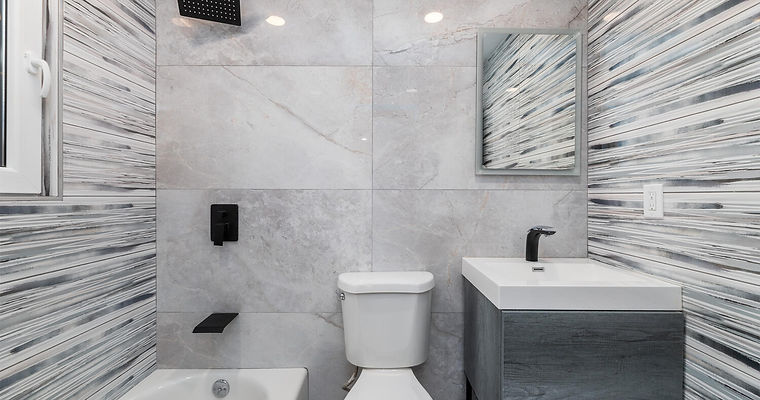 77 Beaumont Dr Plainview NY-large-018-017-Primary Bathroom-1499x1000-72dpi.jpg