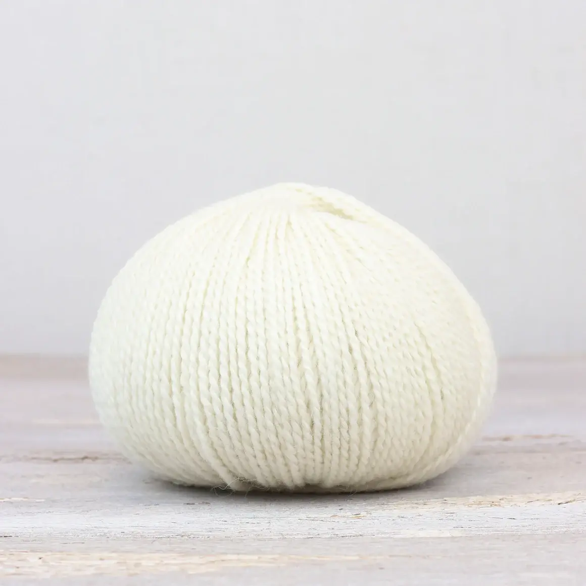 BETTY WHITE - & MAKE ARAN 7750214000107