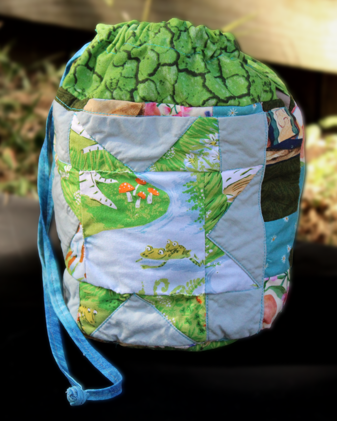 Frog Daze Dice Bag