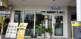 อีกก้าวของไทยสู่ไข่ปลอดกรง: Salada Organic Kitchen ร่วมมือกับ ซิเนอร์เจีย แอนนิมอล ประกาศใช้ไข่ปลอดกรง 100%