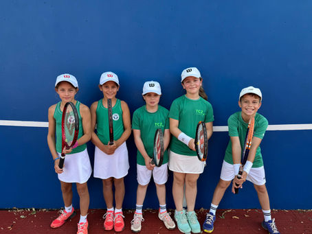 Zwei Gruppensieger und spannende Tennisduelle