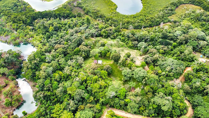 POZEMEK U MOŘE NA OSTROVĚ ISLA COLÓN