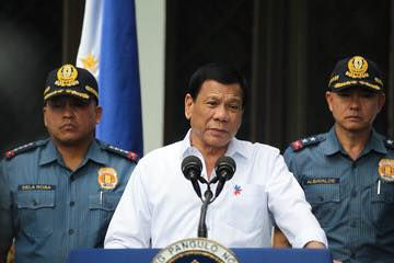 Duterte orders return of PNP in drug war