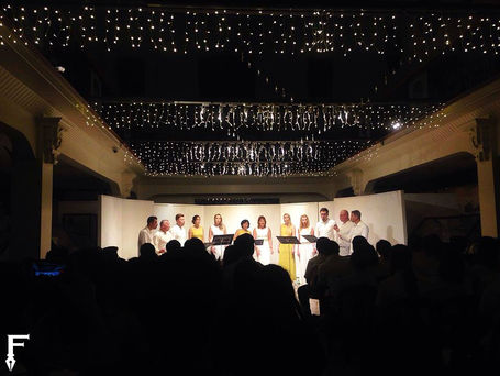 Polish Vocal Ensemble serenades UST