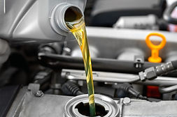 617883ba9e872bd94dc5e388_Cambio-de-aceite-de-motor-automotriz-v001-1-1024x518.jpeg