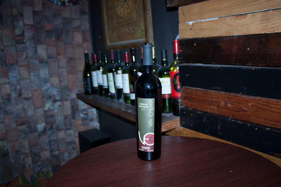 Restaurantes-Tijuana-Barrica9-Vino-Tinto.jpg