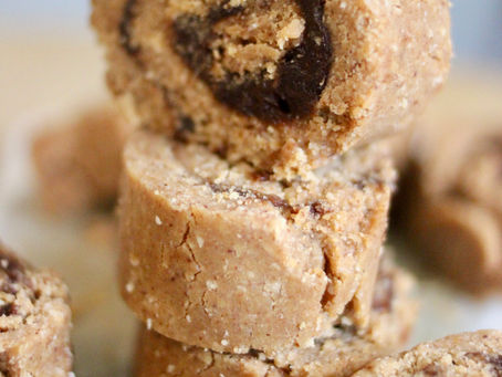 Healthy No-Bake Cinnamon Rolls