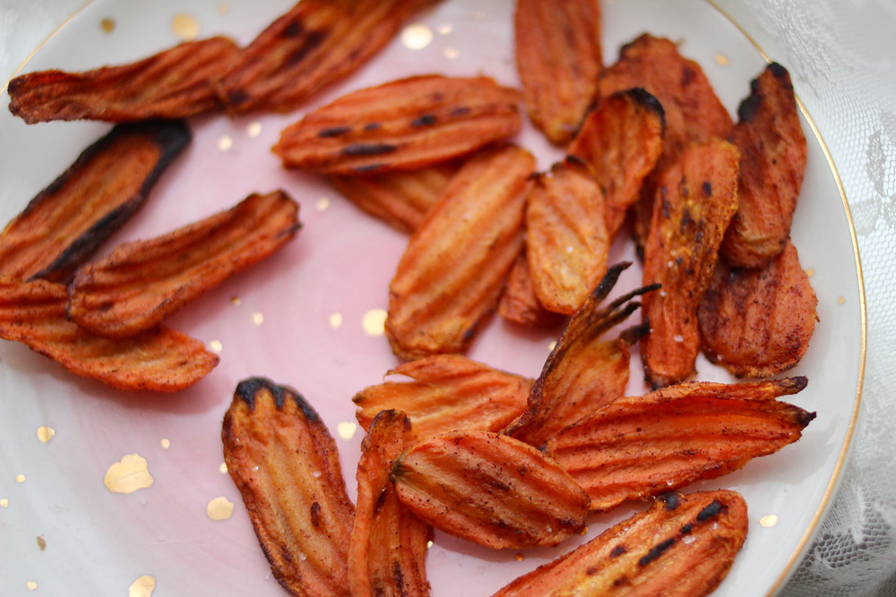 bake or air fried carrot chips