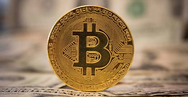 Bitcoin: Short-term holders cash in