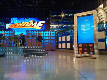 SHOWTIME.JPG