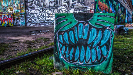 Deus Vivo et autres poignées de portes