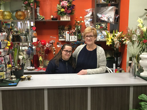 "Me piden más flores por teléfono"