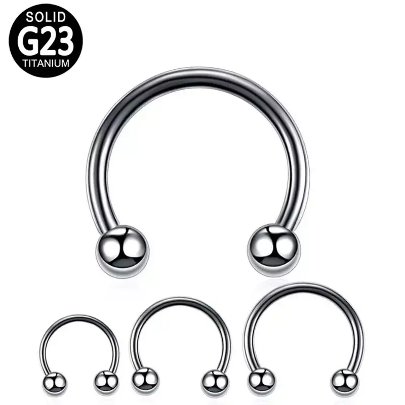 Patkó piercing, golyó végekkel
