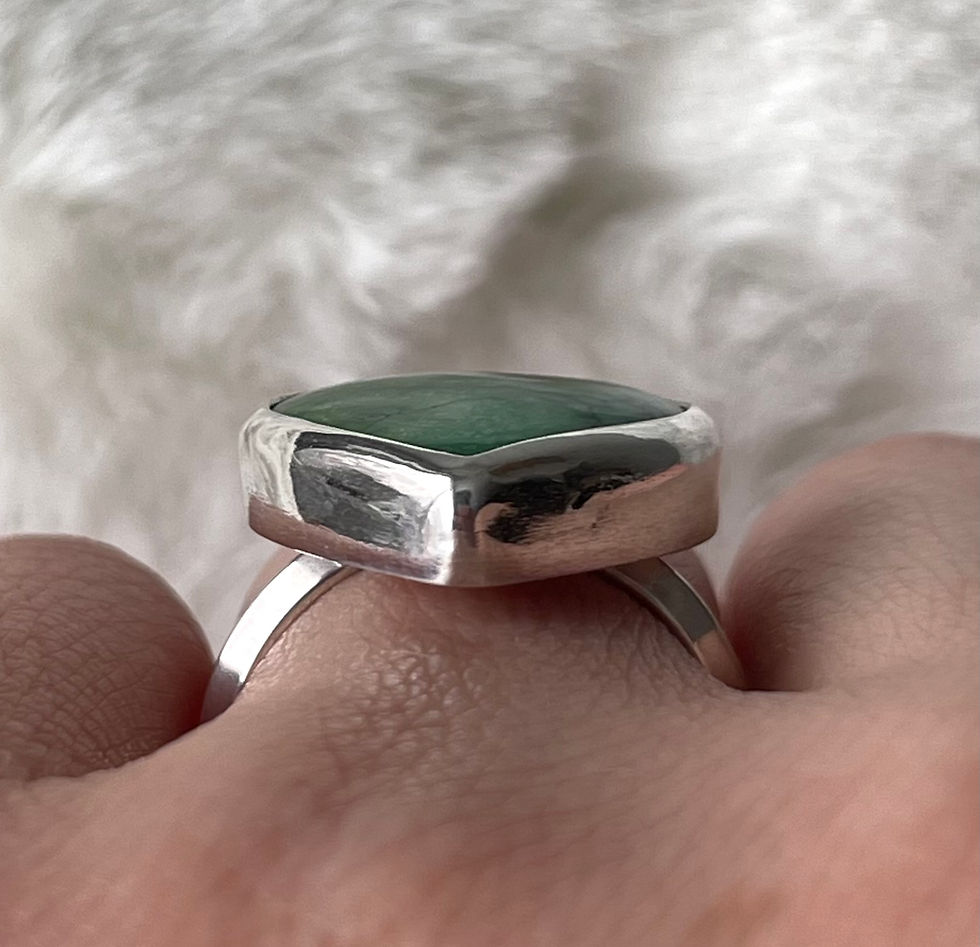 Thumbnail: GREEN TURQUOISE HEART RING