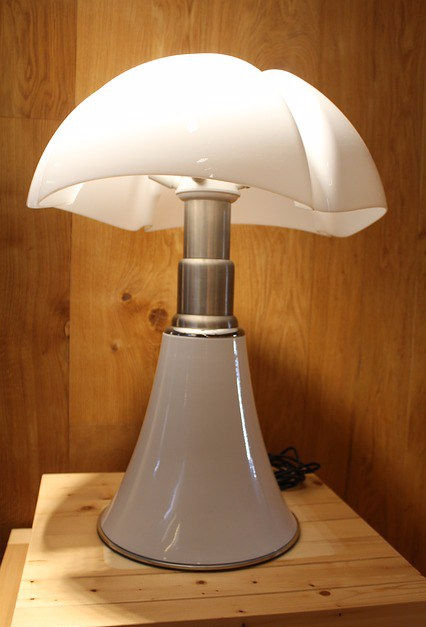 energy saving light bulbs