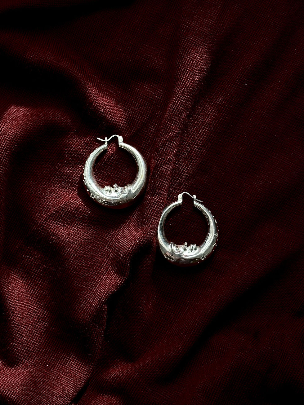 Thumbnail: Bold Crescent Moon Hoops