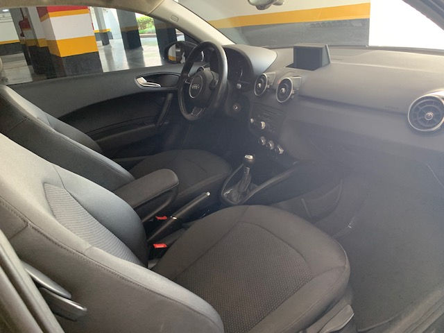 Miniatura: Audi A1 Attraction 1.4 Tfsi