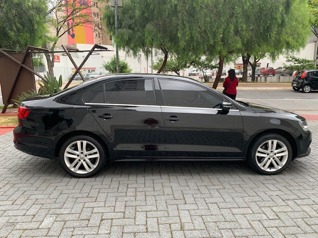 Miniatura: Volkswagen Jetta Highline 2.0 TSI DSG