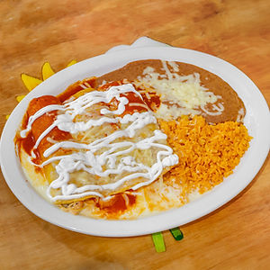 ENCHILADAS ENCREMADAS