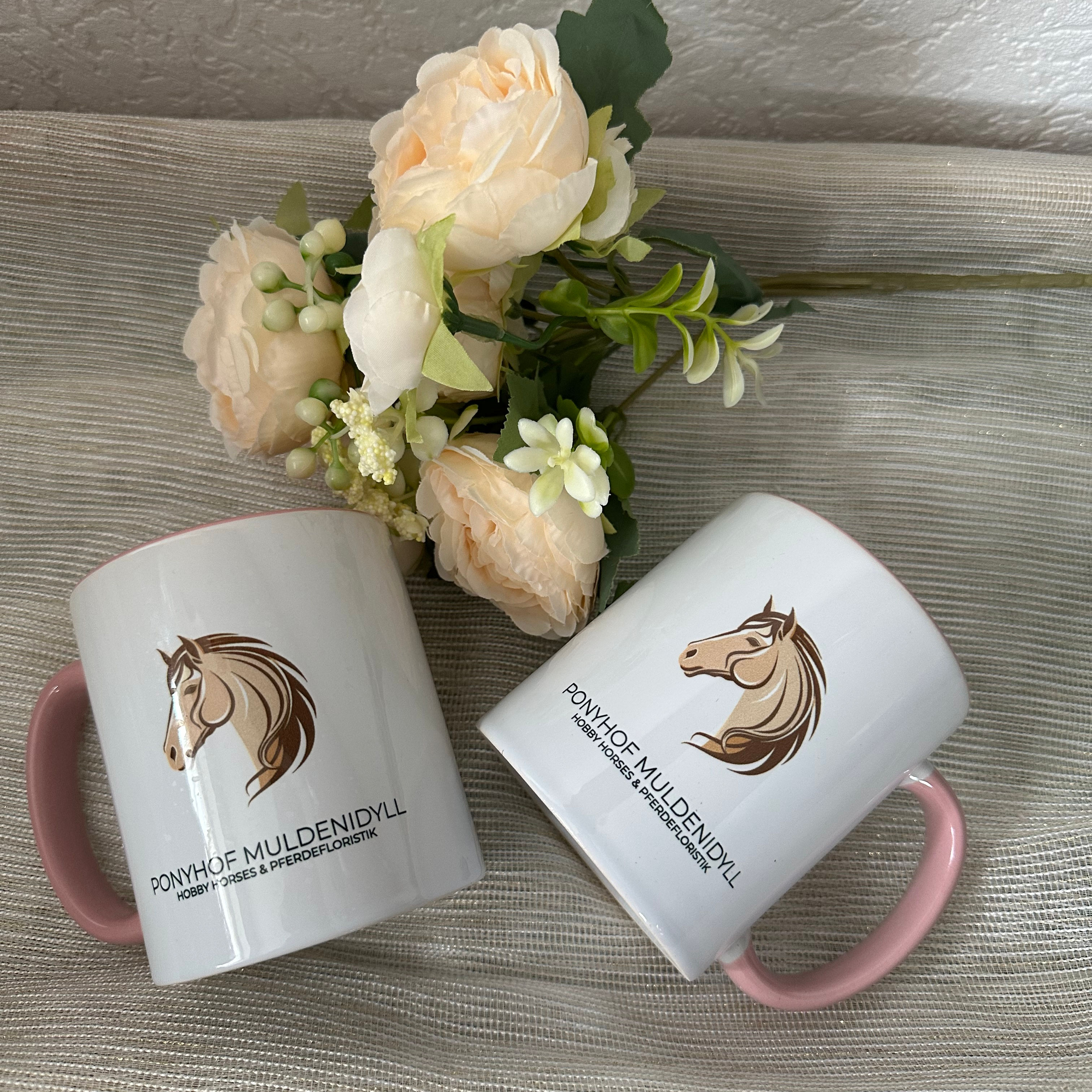 Ponyhof Muldenidyll Logo Tasse 
