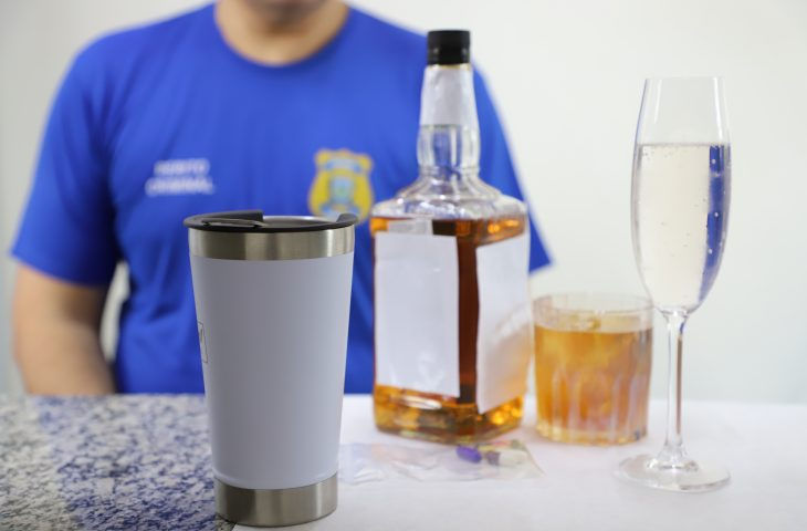 Especialista em toxicologia forense alerta para cuidados simples que podem evitar crimes em ambientes festivos
