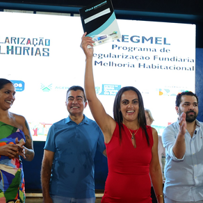 Prefeitura entrega mais 120 títulos e lança reforma inédita de 30 casas para famílias