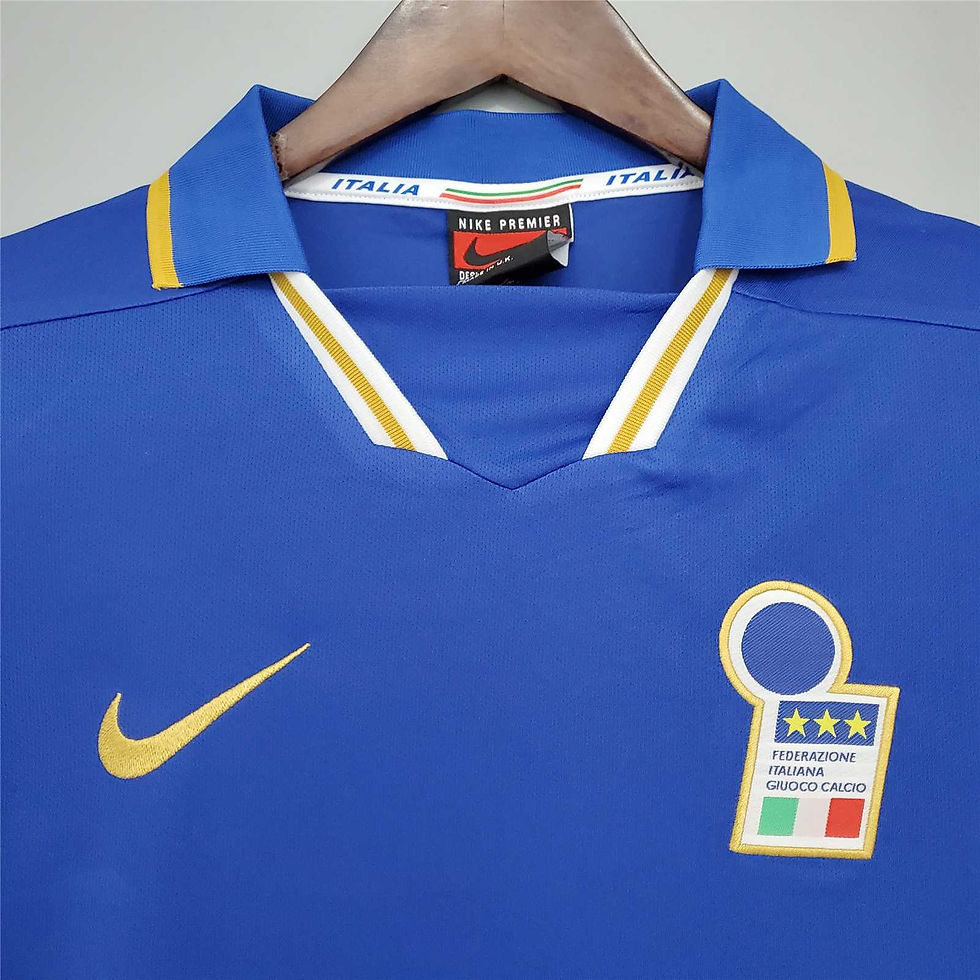Thumbnail: Blue jersey with a gold emblem. Nike logo and 1994/1995 JUVENTUS HOME RETRO KIT.
