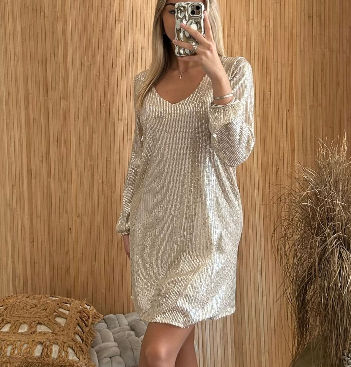 Robe à paillettes or