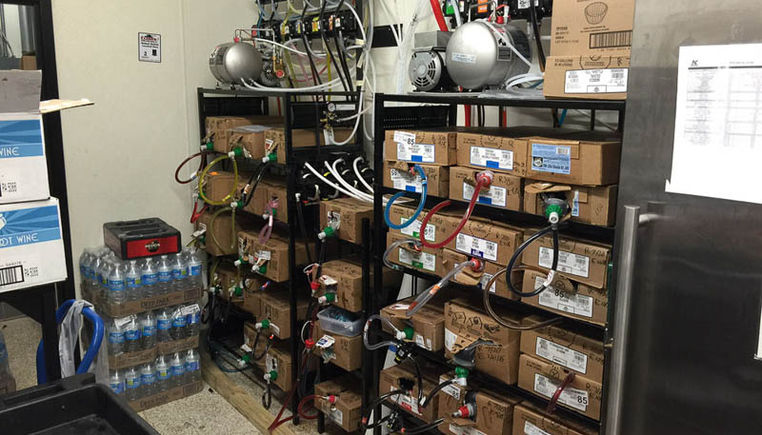 Internal Working of slushy and soda machine in a store