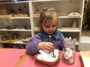 „Schneeflöckchen Weißröckchen“ - Winterzeit im Kindergarten