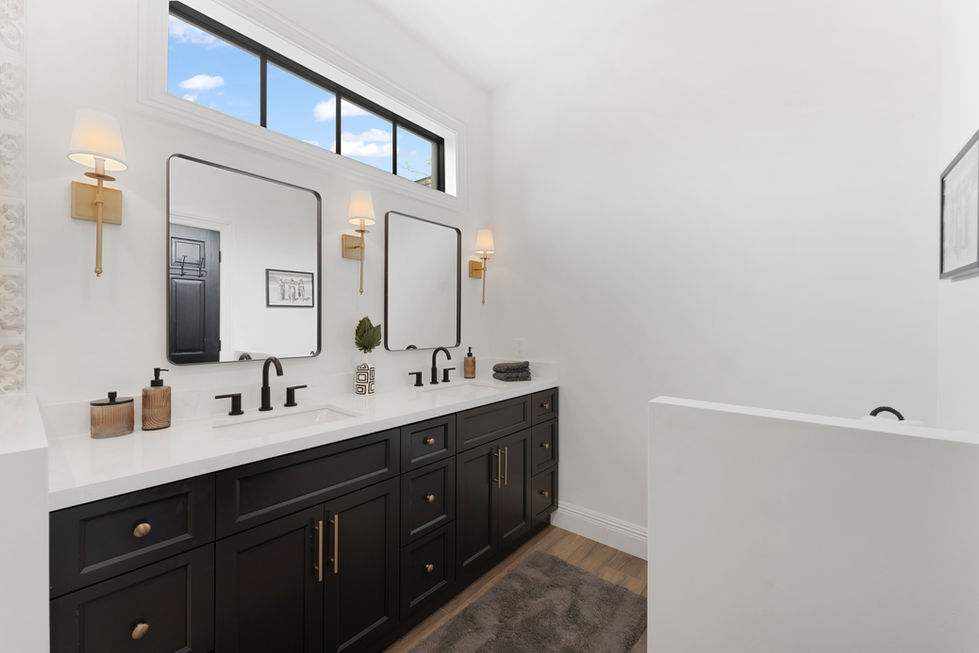 Davis Harbor Primary Bath