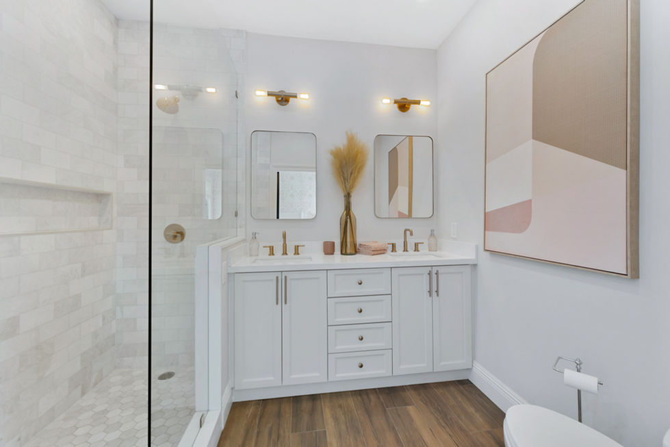 Davis Harbor Guest Bath