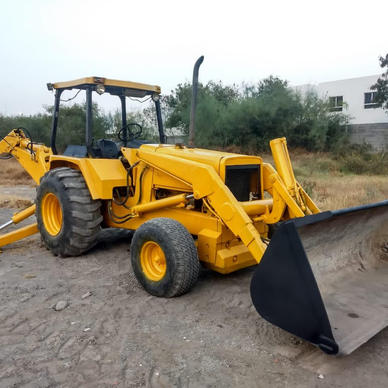 Retroexcavadora John Deere