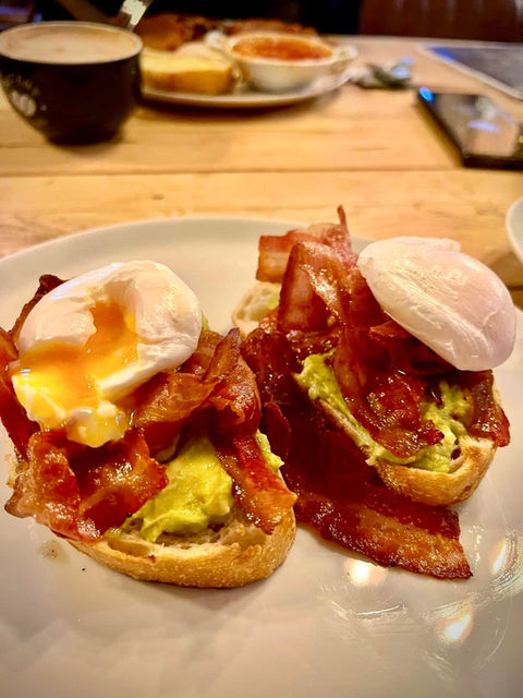 Crispy Bacon, Poached Eggs and Avocado on Sourdough