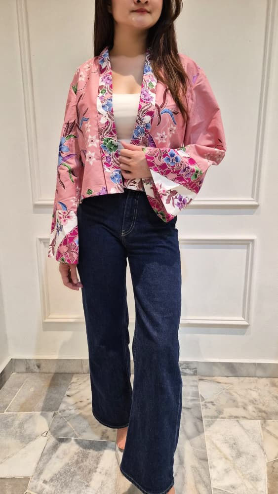 Thumbnail: Nina Batik Jacket |Freesize