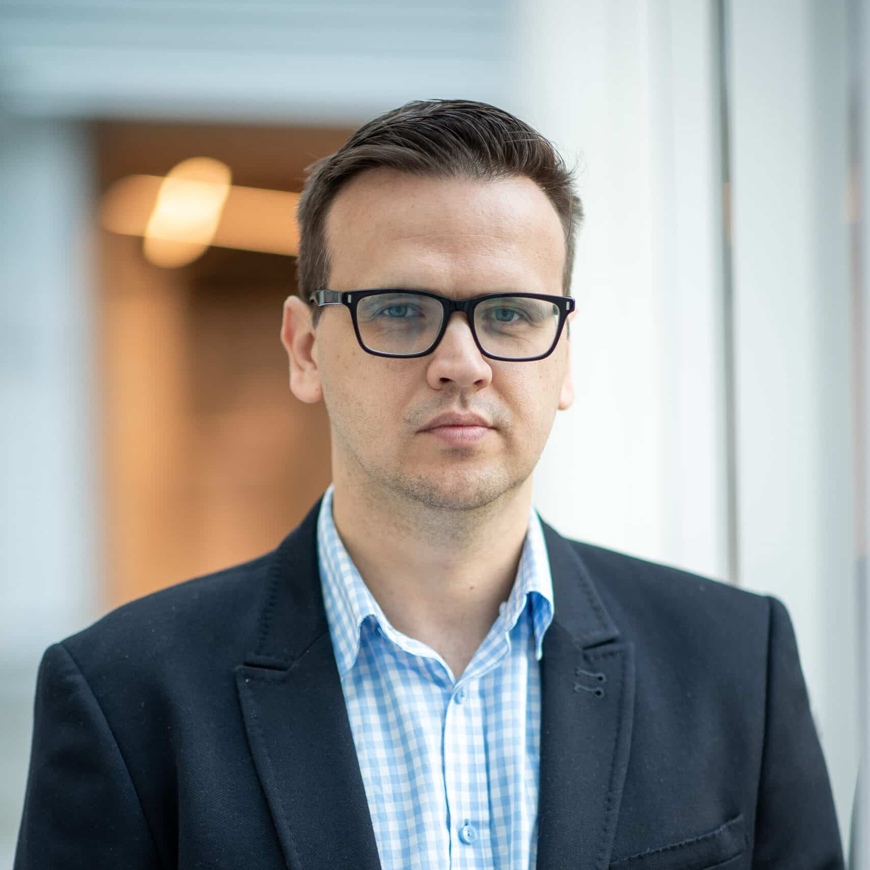 Writer: Grzegorz Pastuszko