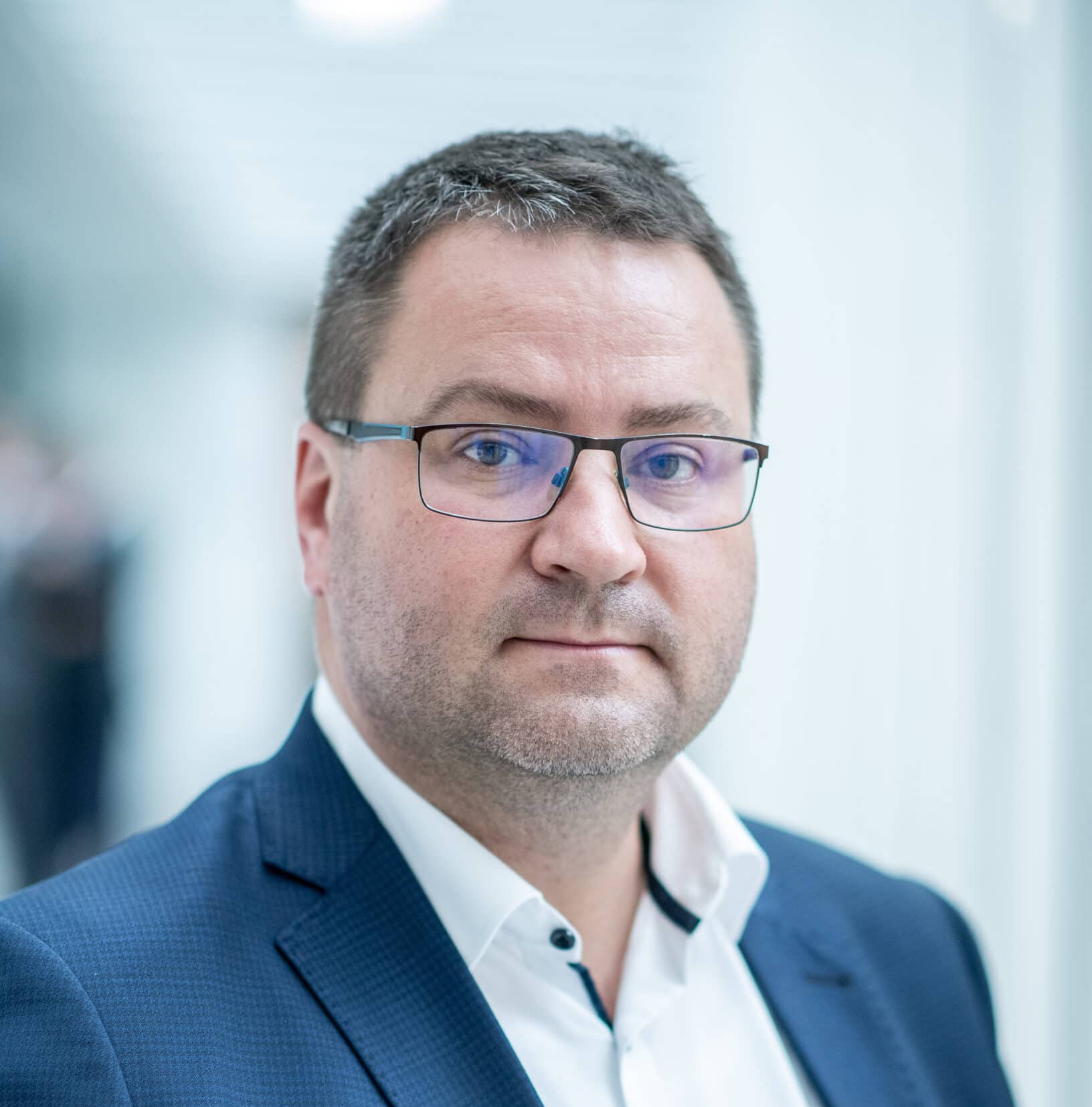 Writer: Miroslav Štrkolec